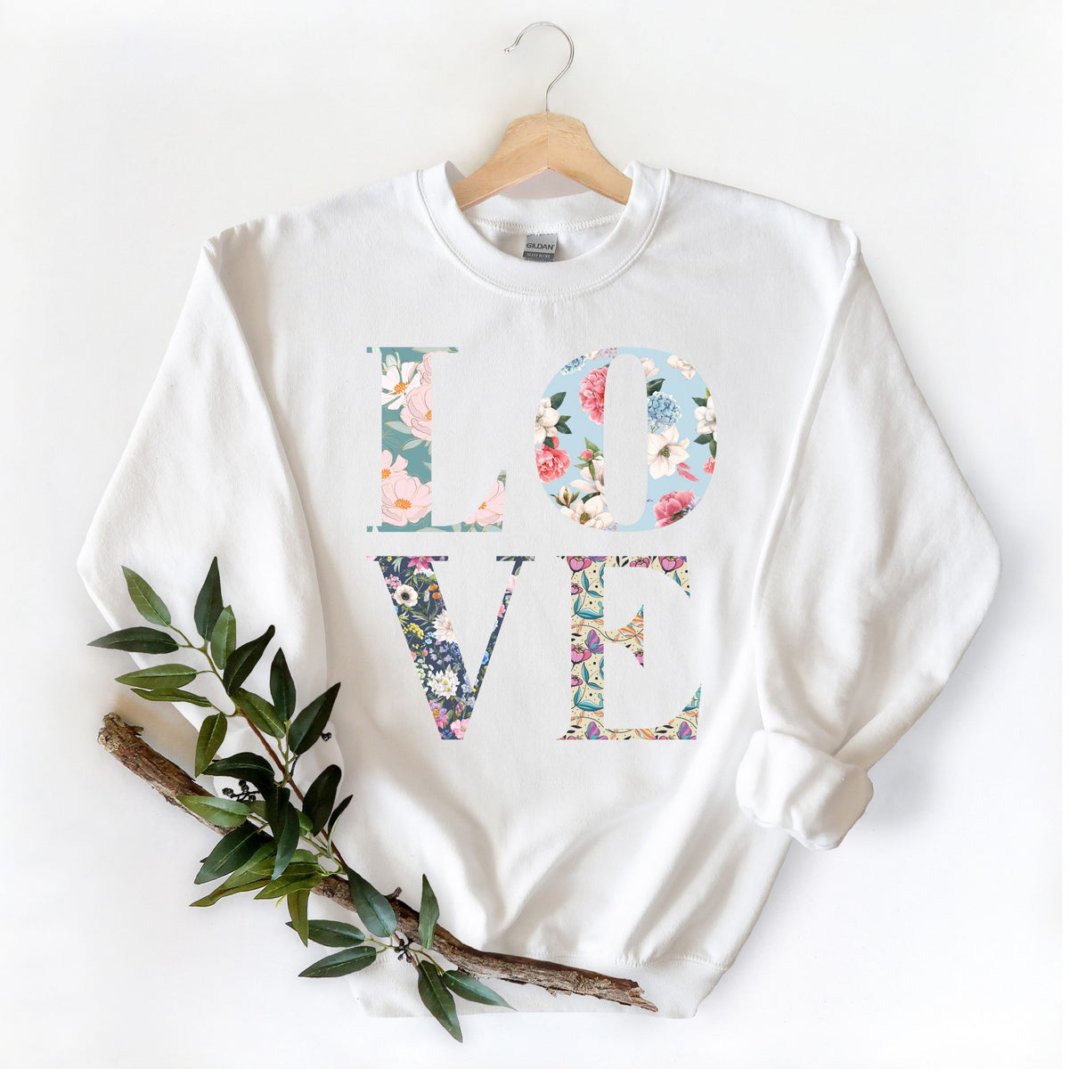 Love Floral Letters Sweatshirt